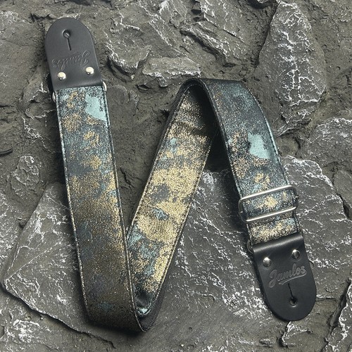 Leather end guitar strap old - end,