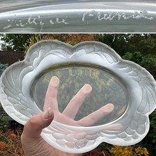 LALIQUE 10.75” X 9” OVAL