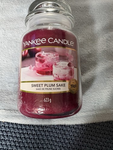 Yankee candle sweet plum sake - plum,