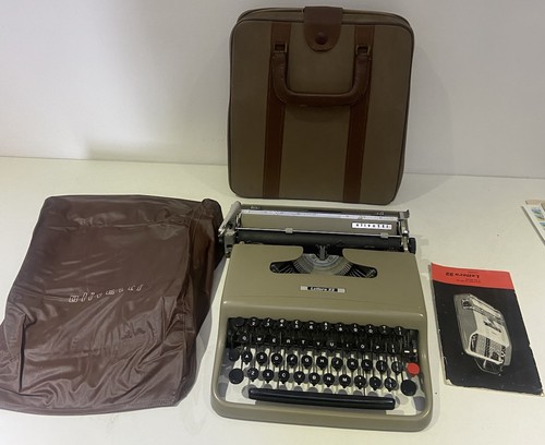 Working vintage latte olivetti - vintage,
