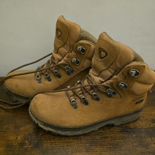 Ladies Brasher Country Master