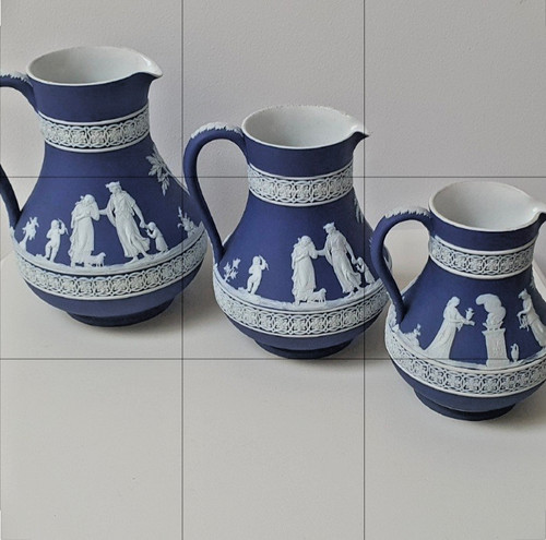 Antique wedgwood dark blue - dark,