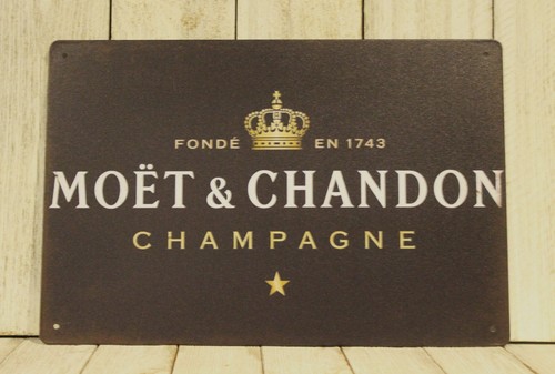 Moet chandon champagne tin - chandon,