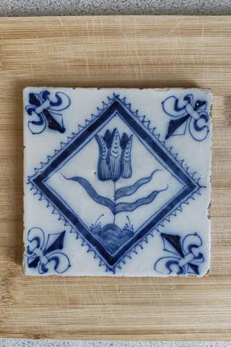 Dutch delft tile - dutch, tulip
