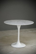 Marble Tulip Style Round Dining Table after Eero Saarinen 20th Century