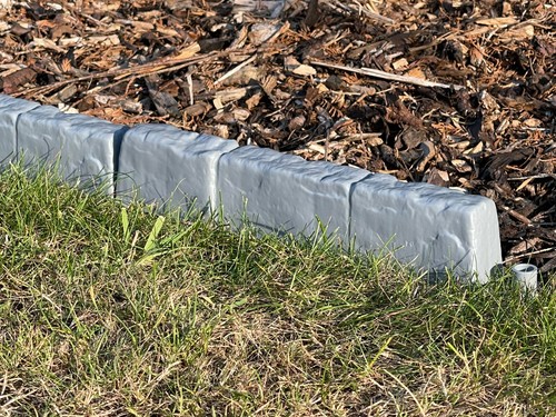 Garden lawn edging - lawn, border