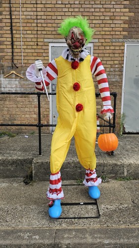 Animatronic scary killer - scary,