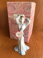 COALPORT LADIES OF FASHION FIGURINE YASMIN, J BROMLEY 1992. (WITH BOX). 21x10