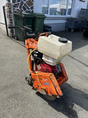 Clipper c99 petrol floor saw - clipper,