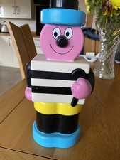 Bertie Bassett Plastic