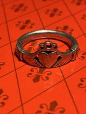 VINTAGE CLADDAGH STERLING