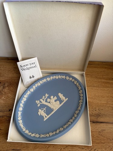 Vintage wedgwood pale blue - pale,