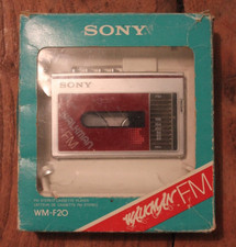 Sony WM-F20 Walkman Red FM/AM