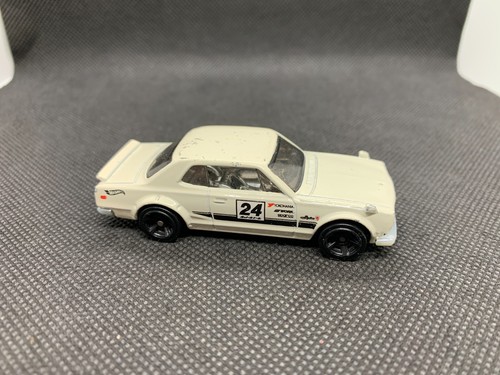 Hot wheels nissan skyline - nissan,