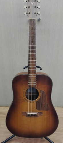 Yairi ova vs acoustic - k.yairi,
