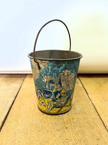 Novelty souvenir tin - tin, –