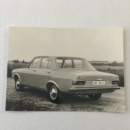 Audi 100 factory press - audi,