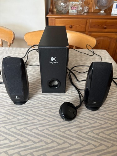 Logitech 220 multimedia - s-220,
