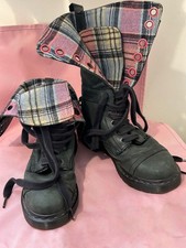Dr. Martens 1914 Triumph Boots, UK5 Leather Fold-Over Plaid Lining Greyish Green