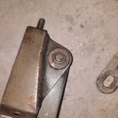 Mgb pair bonnet hinges - pair,