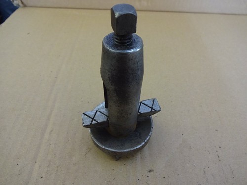 Lathe tool post - , style
