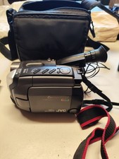 JVC GR-AXM40 video camera
