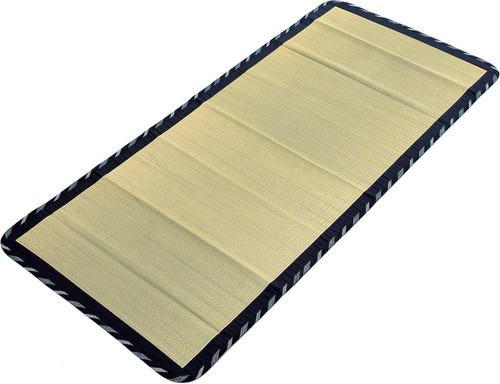 Tatami mattress with moisture - with,