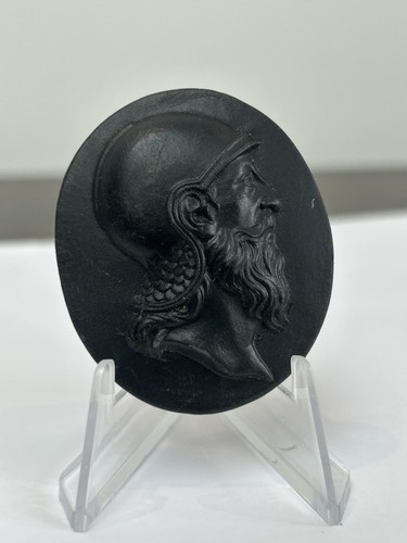 Wedgwood black basalt - black,