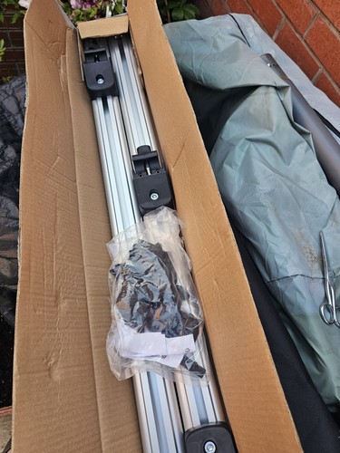 Roof racks cross bars - racks,