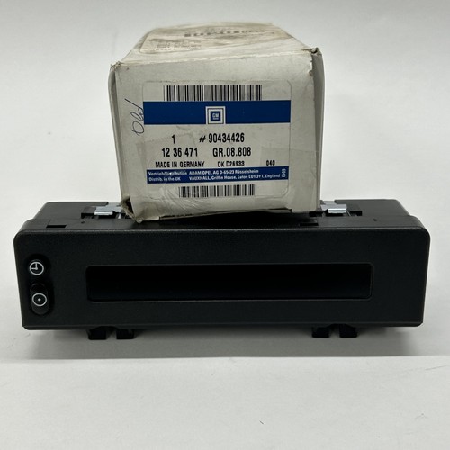 Vauxhall astra clock radio - vauxhall, f