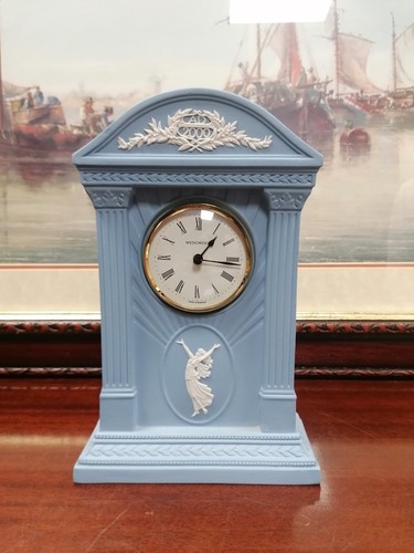 Wedgwood jasper ware - ware, mantle