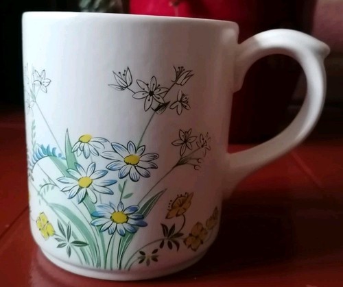 Springtime mug poole pottery - poole,