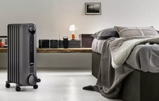 NEW & BOXED De'Longhi Radia S