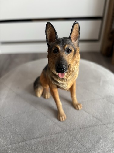 German shepherd dog - german, figure