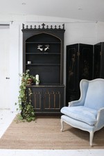 Unique Vintage Gothic Style