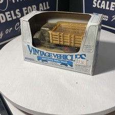 ERTL 1930 Chevy Stake Cattle