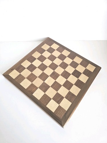 Vintage wooden chess board - wooden,