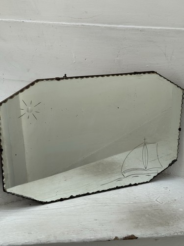 Frameless scallop vintage wall - vintage,