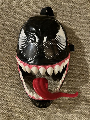 Hasbro maximum venom toy mask - hasbro,