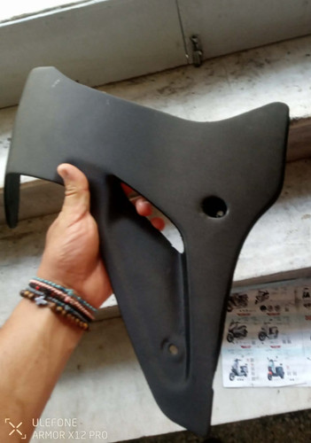 Tank fairing air scoop - , right