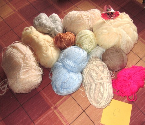 Job lot mixed knitting - lot,