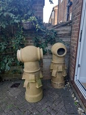 Reclaimed Clay Chimney Pot with Cowl