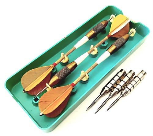 Vintage glyda darts with - vintage,