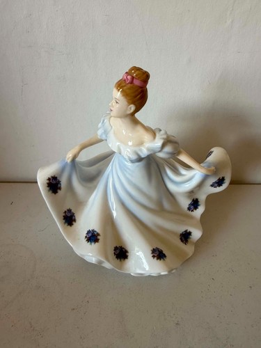 Royal doulton pretty ladies - royal,
