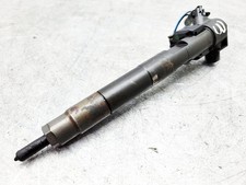 MERCEDES E CLASS C207 W207 FUEL INJECTOR 2.1 DIESEL A6510702887 2015