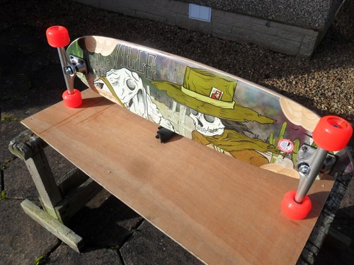 Complete skateboard santa - complete,