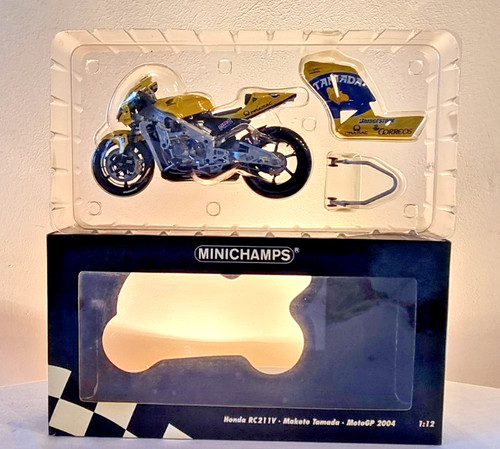Minichamps honda rc211v makoto - rc211v,