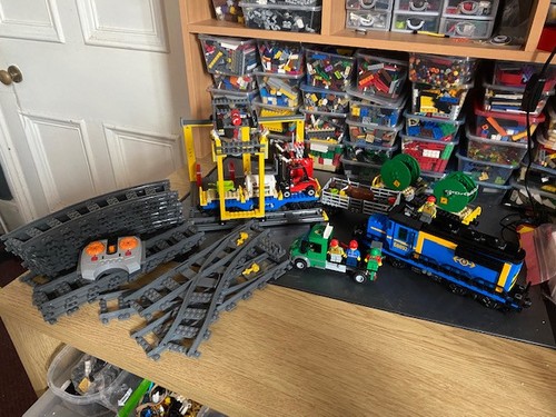 Lego cargo train 60052 - cargo,