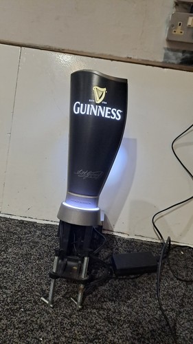 Guinness surger unit bar man - surger,