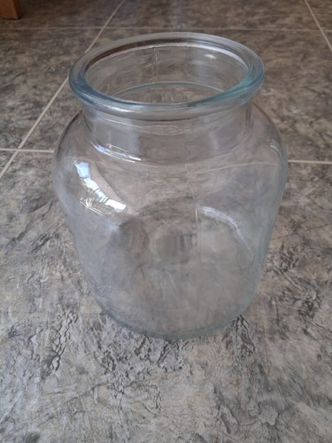 Large glass vase - 1x,